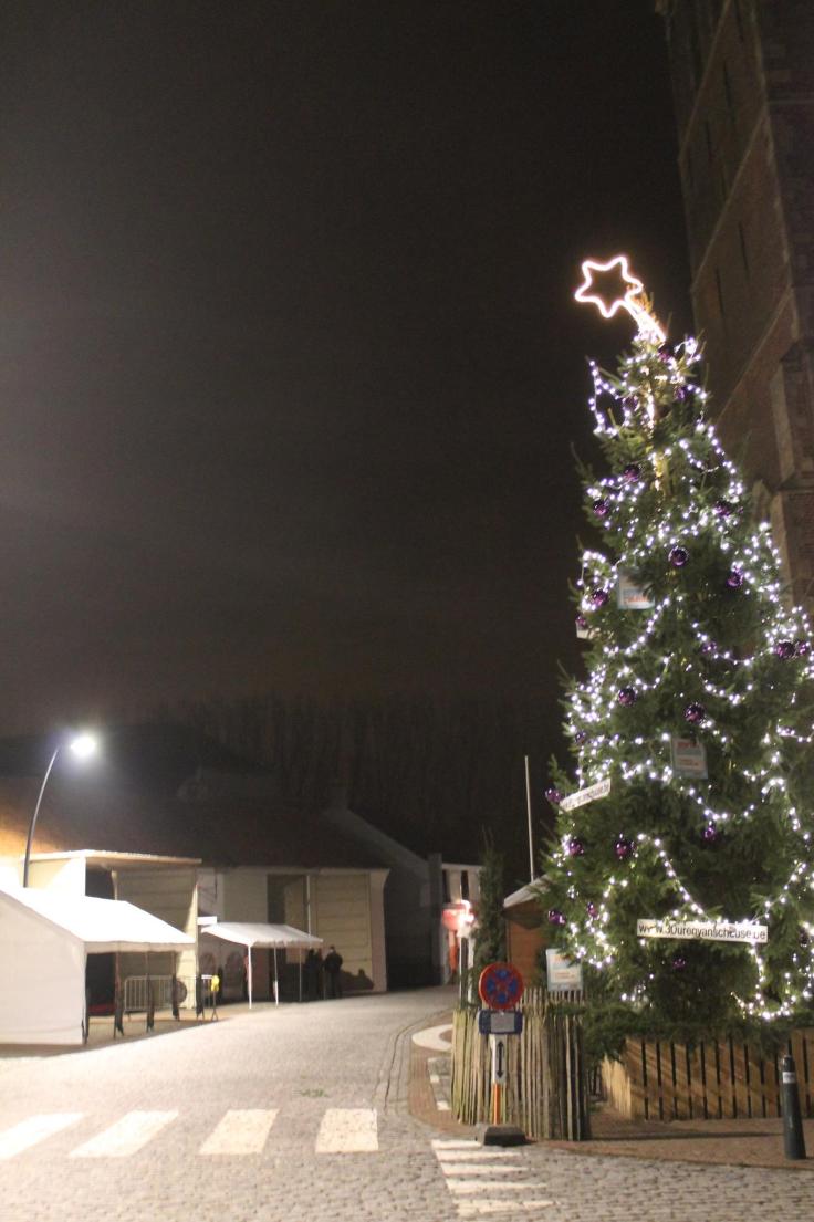 337261_4774493235504_181558579_o